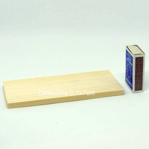deseczka-swierkowa-heblowana-0,7x5x10cm-sklepdrewna.pl