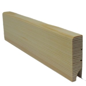 Listwa  przypodłogowa cokół  sosnowa  1,3x5cm 