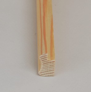  Listwa obrazowa wklesła sosnowa 25x14mm