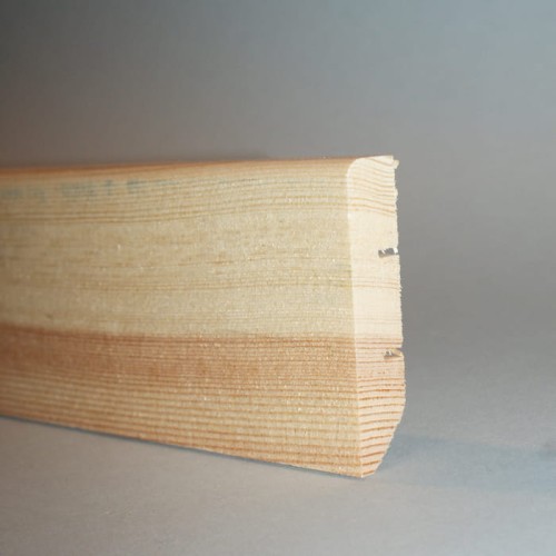 cokol-sosnowy-prosty-1,3x7cm-www.sklepdrewna.pl